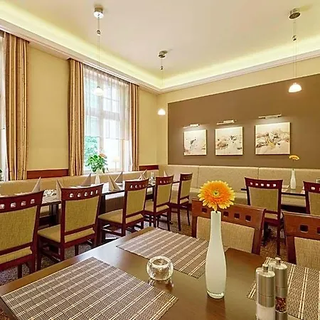 Waldhotel Forsthaus Hainholz 3*
