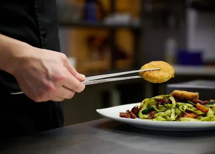 Waldhotel Forsthaus Hainholz فندق