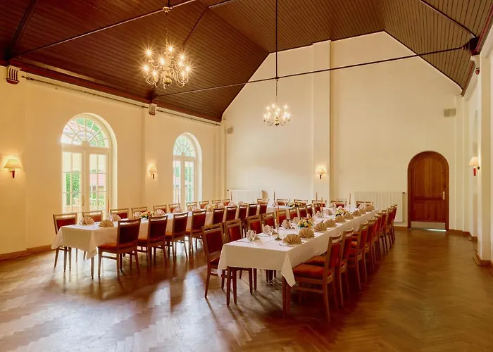 فندق Waldhotel Forsthaus Hainholz